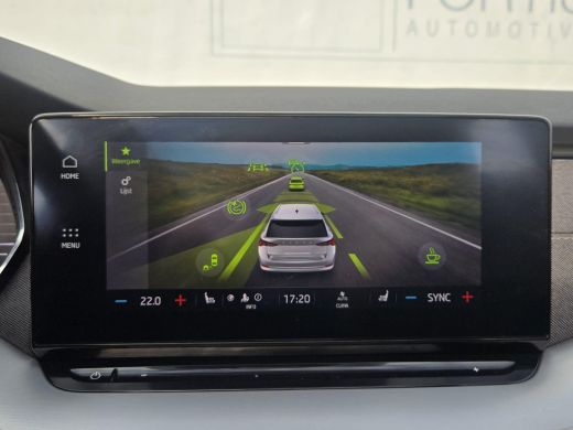 Skoda Octavia Combi 1.0 TSI Business Edition Plus NL-AUTO | PANODAK | TREKHAAK ActivLease financial lease