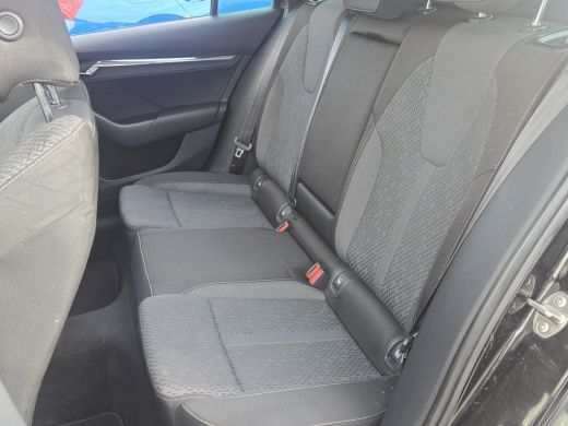 Skoda Octavia Combi 1.0 TSI Business Edition Plus NL-AUTO | PANODAK | TREKHAAK ActivLease financial lease