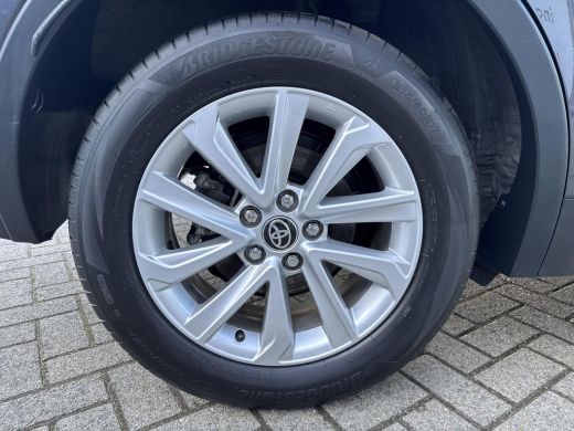 Toyota C-HR 1.8 Hybrid 140 Active tot 10 jaar Fabrieksgarantie | Apple Carplay Android Auto ActivLease financial lease