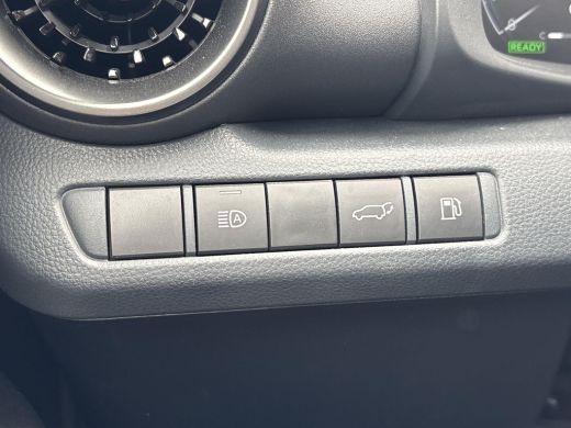 Toyota C-HR 1.8 Hybrid 140 First Edition **DODEHOEK DETECTIE/ 360 CAMERA/ ELEKTRONISCHE ACHTERKLEP** ActivLease financial lease