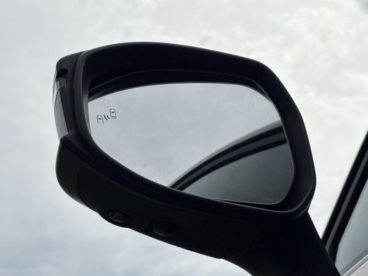 Toyota C-HR 1.8 Hybrid 140 First Edition **DODEHOEK DETECTIE/ 360 CAMERA/ ELEKTRONISCHE ACHTERKLEP** ActivLease financial lease