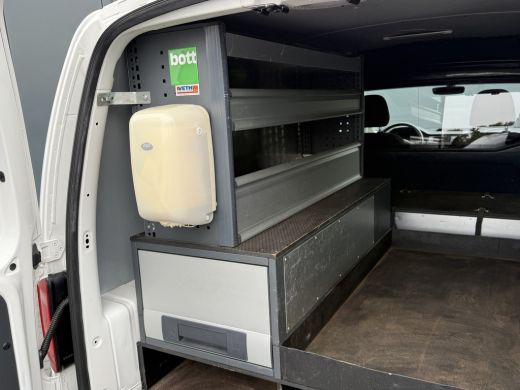 Volkswagen Caddy 2.0 TDI 4-MOTION E6 / L2H1 / MAXI / 4x4 / 1e EIG. / AIRCO / CRUISE / TREKHAAK / INRICHTING 220V ActivLease financial lease