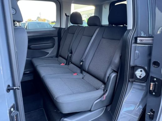 Volkswagen Caddy Kombi eHybrid | Trekhaak | Digitaal Dashboard | App Connect ActivLease financial lease