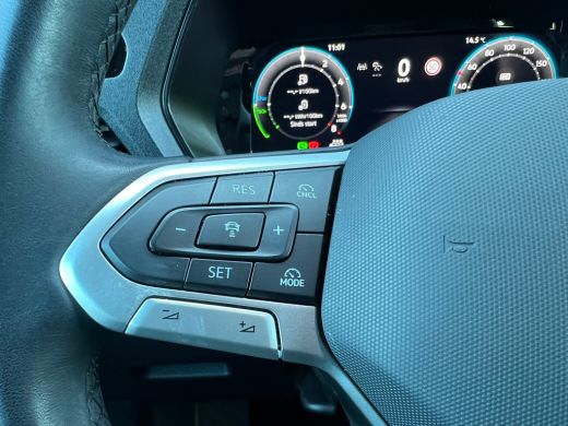 Volkswagen Caddy Kombi eHybrid | Trekhaak | Digitaal Dashboard | App Connect ActivLease financial lease