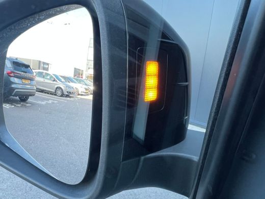 Volkswagen Caddy Kombi eHybrid | Trekhaak | Digitaal Dashboard | App Connect ActivLease financial lease