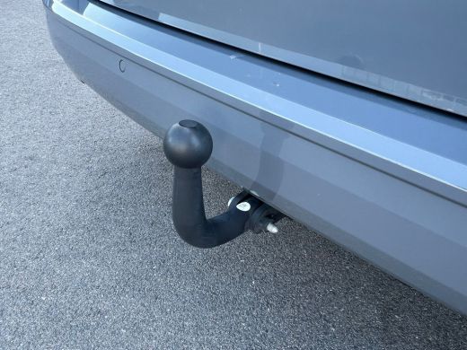 Volkswagen Caddy Kombi eHybrid | Trekhaak | Digitaal Dashboard | App Connect ActivLease financial lease