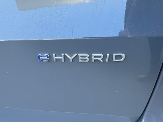 Volkswagen Caddy Kombi eHybrid | Trekhaak | Digitaal Dashboard | App Connect ActivLease financial lease