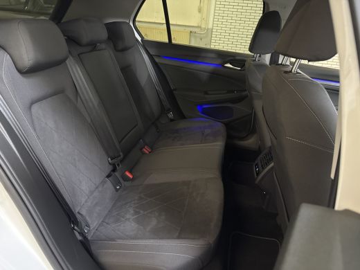 Volkswagen Golf 1.4 eHybrid 204PK DSG STYLE CAMERA/NAVI/STUURVERW. ActivLease financial lease