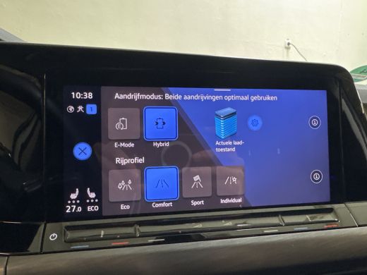 Volkswagen Golf 1.4 eHybrid 204PK DSG STYLE CAMERA/NAVI/STUURVERW. ActivLease financial lease