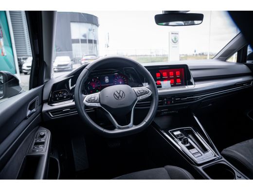 Volkswagen Golf 1.4 eHybrid Style | Achteruitrijcamera | Comfortstoel(en) | Cruise control adaptief met Stop&Go e... ActivLease financial lease