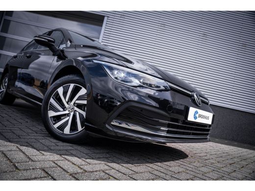 Volkswagen Golf 1.4 eHybrid Style | Achteruitrijcamera | Comfortstoel(en) | Cruise control adaptief met Stop&Go e... ActivLease financial lease