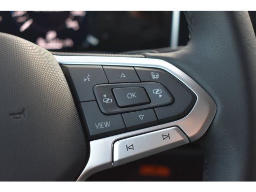 Volkswagen Golf 1.5 eHybrid 204PK DSG-6 Life Edition | TREKHAAK | STOEL + STUURVERW. | 18 INCH | NAVIGATIE | APP ... ActivLease financial lease