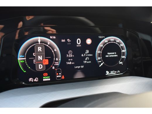 Volkswagen Golf 1.5 eHybrid 204PK DSG-6 Life Edition | TREKHAAK | STOEL + STUURVERW. | 18 INCH | NAVIGATIE | APP ... ActivLease financial lease