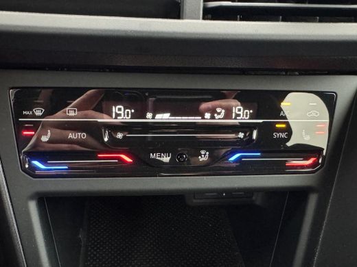 Volkswagen Polo GTI 2.0 TSI 210PK DSG GTI-SPORT LED/PDC/CARPLAY FABRIEKS GARANTIE ActivLease financial lease