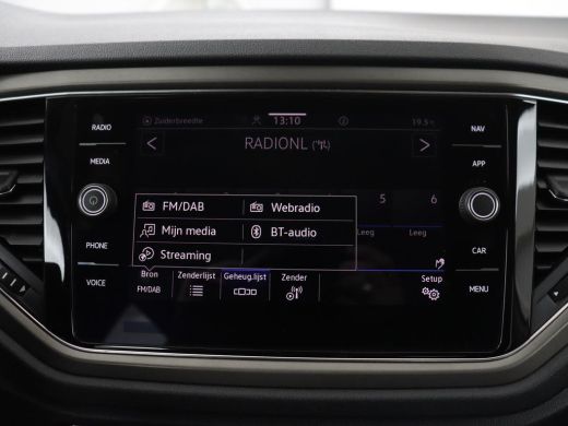 Volkswagen T-Roc 1.0 TSI Style Business | Trekhaak | Camera | Adaptive cruise | Carplay | Navigatie | Side Assist ... ActivLease financial lease