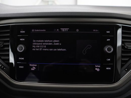 Volkswagen T-Roc 1.0 TSI Style Business | Trekhaak | Camera | Adaptive cruise | Carplay | Navigatie | Side Assist ... ActivLease financial lease