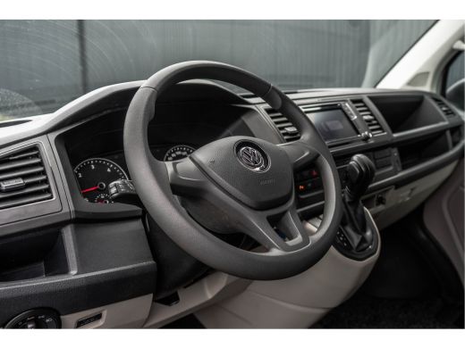 Volkswagen Transporter 2.0 TDI L1H1 | 150 PK | Automaat | Carplay | Cruise | PDC | Trekhaak ActivLease financial lease