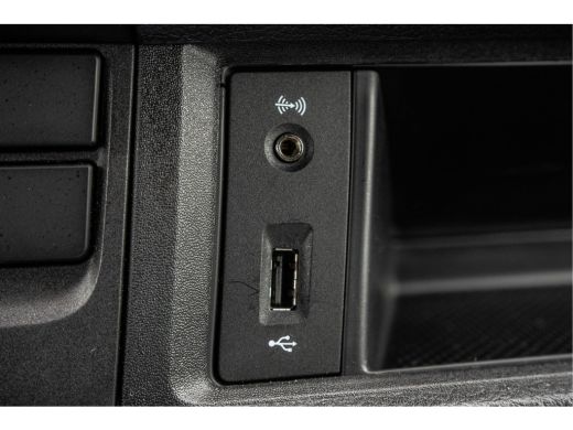 Volkswagen Transporter 2.0 TDI L1H1 | 150 PK | Automaat | Carplay | Cruise | PDC | Trekhaak ActivLease financial lease