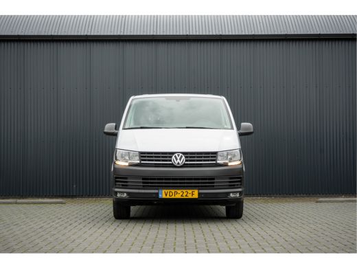 Volkswagen Transporter 2.0 TDI L1H1 | 150 PK | Automaat | Carplay | Cruise | PDC | Trekhaak ActivLease financial lease