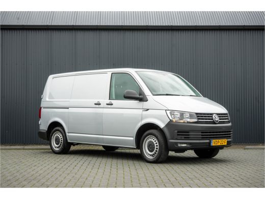 Volkswagen Transporter 2.0 TDI L1H1 | 150 PK | Automaat | Carplay | Cruise | PDC | Trekhaak ActivLease financial lease