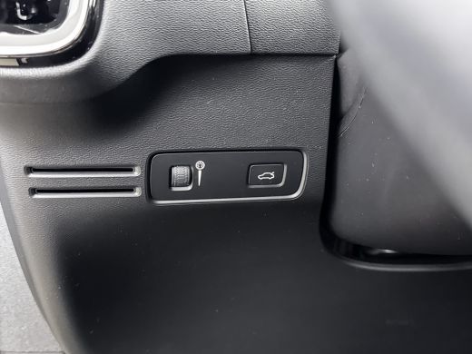 Volvo  C40 Recharge Twin Intro Edition 78 kWh | 19" Allseason | Leder/Nubuck | Getint Glas | 360 Camera | Ha... ActivLease financial lease