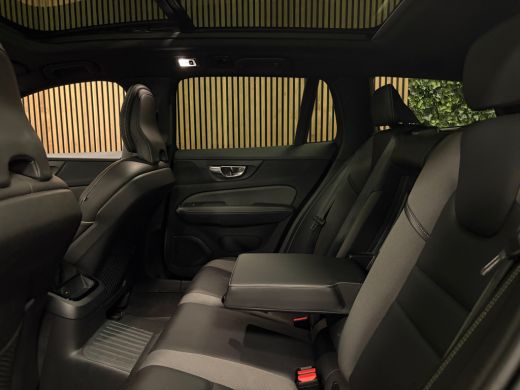 Volvo  V60 T6 AWD Recharge R-Design Long Range | Schuifdak | Trekhaak | Adaptieve Cruise Control | Stoel en ... ActivLease financial lease