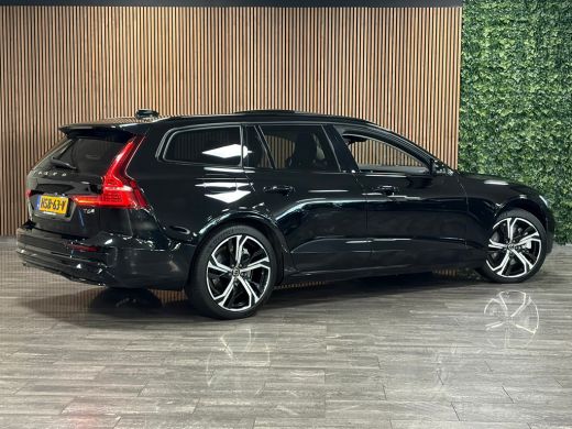 Volvo  V60 T6 AWD Recharge Ultra Dark | Trekhaak | 360&deg; Camera | Schuifdak | Head-Up Display | Harman Kardon... ActivLease financial lease