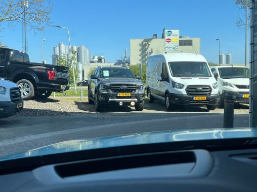 Volvo  V60 T8 R Recharge AWD Ultra Dark | Flash Green | Polestar Optimalisatie | Heico | Panoramadak | 20 in... ActivLease financial lease