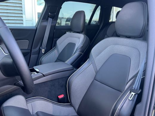 Volvo  V60 T8 R Recharge AWD Ultra Dark | Flash Green | Polestar Optimalisatie | Heico | Panoramadak | 20 in... ActivLease financial lease