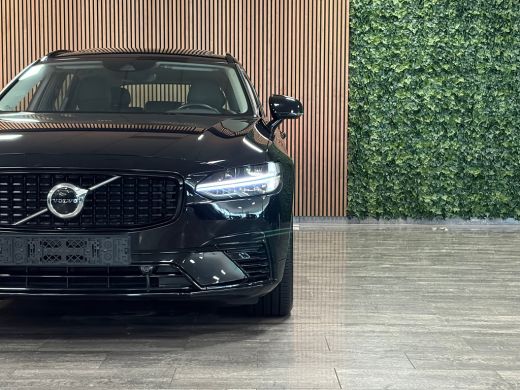 Volvo  V90 T6 AWD Recharge R-Design | Schuifdak | Trekhaak | Harman Kardon | Adaptieve Cruise Control | Stan... ActivLease financial lease