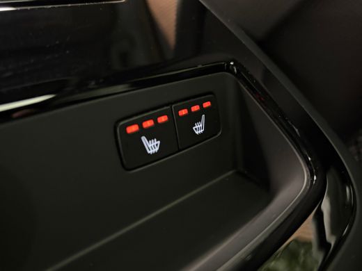 Volvo  V90 T6 AWD Recharge R-Design | Schuifdak | Trekhaak | Harman Kardon | Adaptieve Cruise Control | Stan... ActivLease financial lease