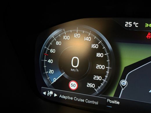 Volvo  V90 T6 AWD Recharge R-Design | Schuifdak | Trekhaak | Harman Kardon | Adaptieve Cruise Control | Stan... ActivLease financial lease