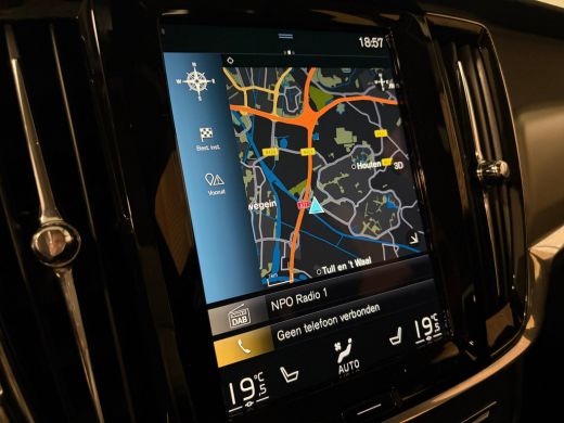 Volvo  V90 T6 AWD Recharge R-Design | Schuifdak | Trekhaak | Harman Kardon | Adaptieve Cruise Control | Stan... ActivLease financial lease