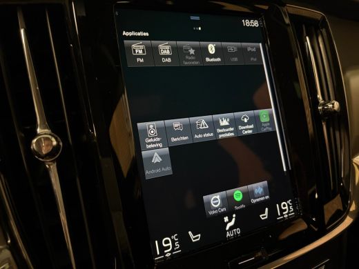 Volvo  V90 T6 AWD Recharge R-Design | Schuifdak | Trekhaak | Harman Kardon | Adaptieve Cruise Control | Stan... ActivLease financial lease