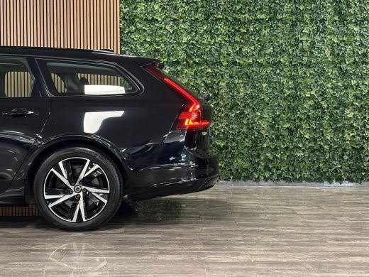 Volvo  V90 T6 AWD Recharge R-Design | Schuifdak | Trekhaak | Harman Kardon | Adaptieve Cruise Control | Stan... ActivLease financial lease