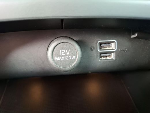 Volvo  XC40 1.5 T5 Recharge Inscription | 360* Camera | Leder | Memory stoelen | ActivLease financial lease