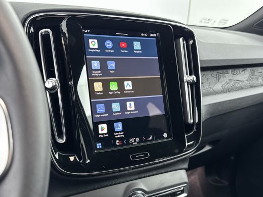 Volvo  XC40 Single Motor Extened Range Core 82 kWh | 19" Allseason | Black Pack | Parkeercamera | Carplay | P... ActivLease financial lease