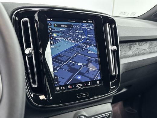 Volvo  XC40 Single Motor Extened Range Core 82 kWh | 19" Allseason | Black Pack | Parkeercamera | Carplay | P... ActivLease financial lease