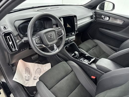 Volvo  XC40 T4 Recharge Plus Dark | 19" Allseason | Elektr. verst. Stoelen | Harman Kardon | Adaptieve Cruise... ActivLease financial lease