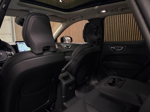 Volvo  XC60 T6 AWD Recharge Ultra Dark | Luchtvering | Trekhaak | 360&deg; Camera | Head-Up Display | Harman Kard... ActivLease financial lease