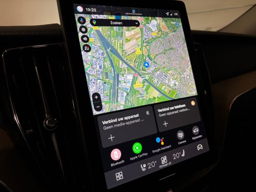 Volvo  XC60 T6 AWD Recharge Ultra Dark | Luchtvering | Trekhaak | 360&deg; Camera | Head-Up Display | Harman Kard... ActivLease financial lease