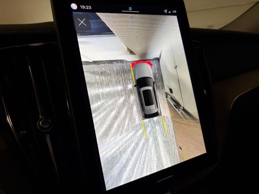 Volvo  XC60 T6 AWD Recharge Ultra Dark | Luchtvering | Trekhaak | 360&deg; Camera | Head-Up Display | Harman Kard... ActivLease financial lease