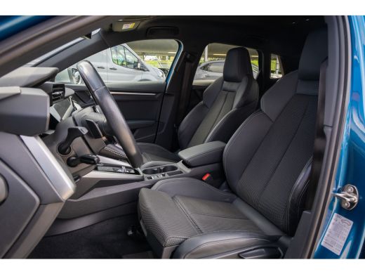 Audi A3 Sportback 35 TFSI edition one | Camera | S-line | Apple Carplay/Android Auto | Cruise control | D... ActivLease financial lease