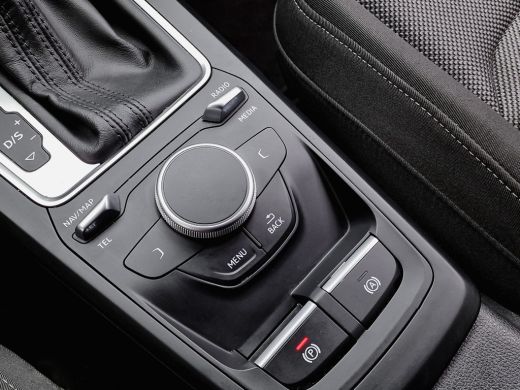 Audi Q2 1.4 TFSI 150PK AUT7 CoD SPORT PRO LINE NAVI AIRCO LMV PDC ActivLease financial lease