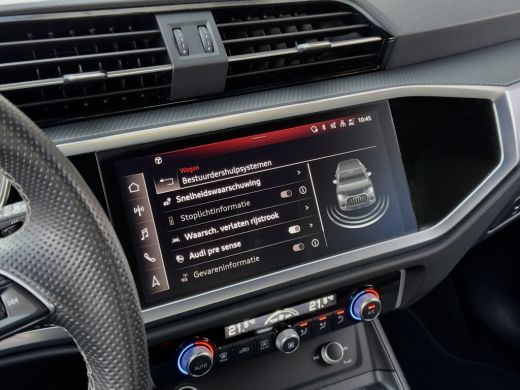 Audi Q3 35 TFSI AUT7 S-LINE LEDER NAVI DIGI-DASH CARPLAY LED 18 INCH-LMV PDC ActivLease financial lease