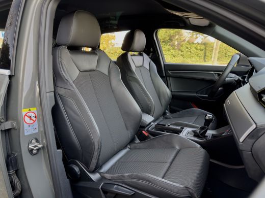 Audi Q3 35 TFSI AUT7 S-LINE LEDER NAVI DIGI-DASH CARPLAY LED 18 INCH-LMV PDC ActivLease financial lease