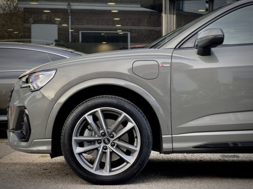 Audi Q3 45 TFSI e AUT6 S-LINE EDITION SPORT-LEDER NAVI CAMERA DIGI-DASH APPLE-CARPLAY LED LMV PDC ActivLease financial lease