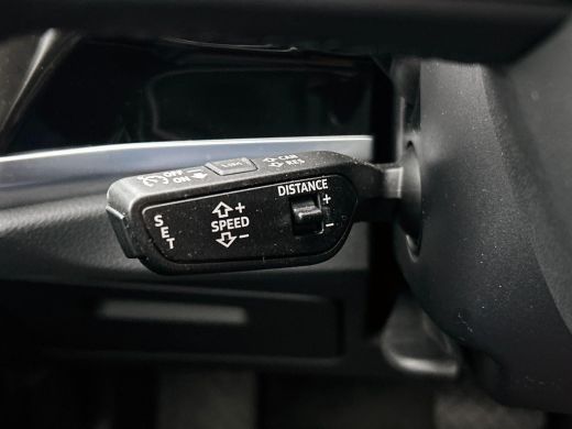 Audi Q3 45 TFSI e Plug-In Hybrid S Line BLACK-LINE | VIRTUAL | CAMERA | EL-ACHTERKLEP ActivLease financial lease