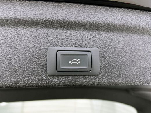 Audi Q3 45 TFSI e Plug-In Hybrid S Line BLACK-LINE | VIRTUAL | CAMERA | EL-ACHTERKLEP ActivLease financial lease
