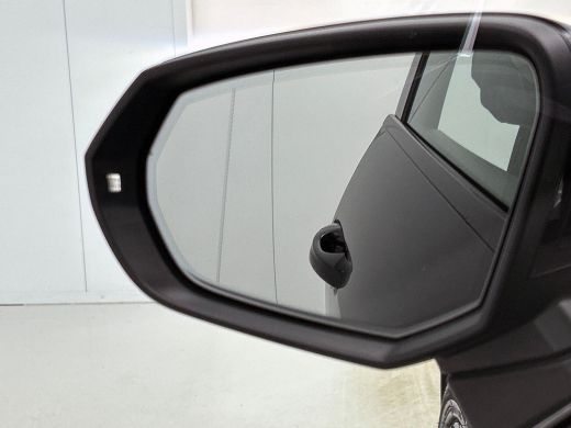 Audi Q3 45 TFSI e Plug-In Hybrid S Line BLACK-LINE | VIRTUAL | CAMERA | EL-ACHTERKLEP ActivLease financial lease
